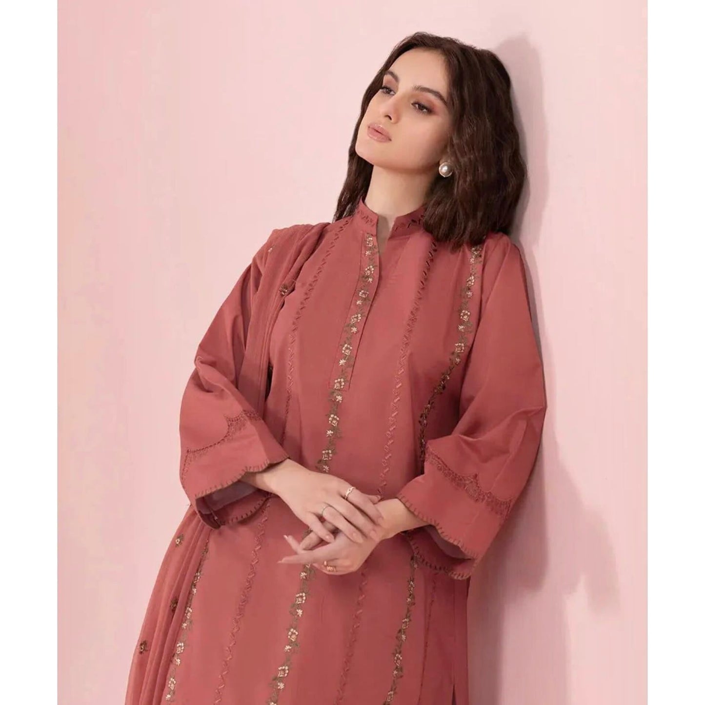 Barouqe  Embroided Lawn