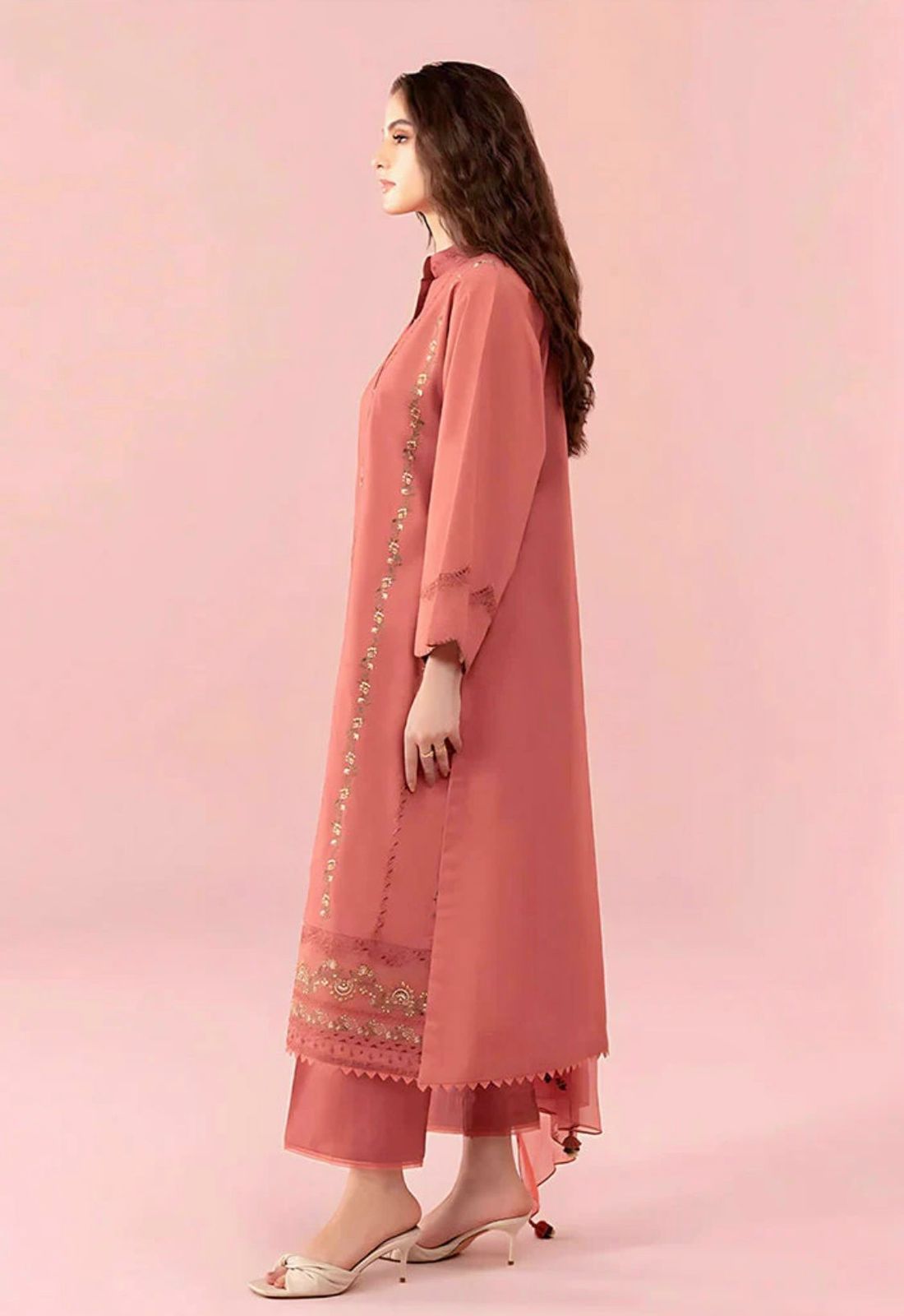 Barouqe  Embroided Lawn